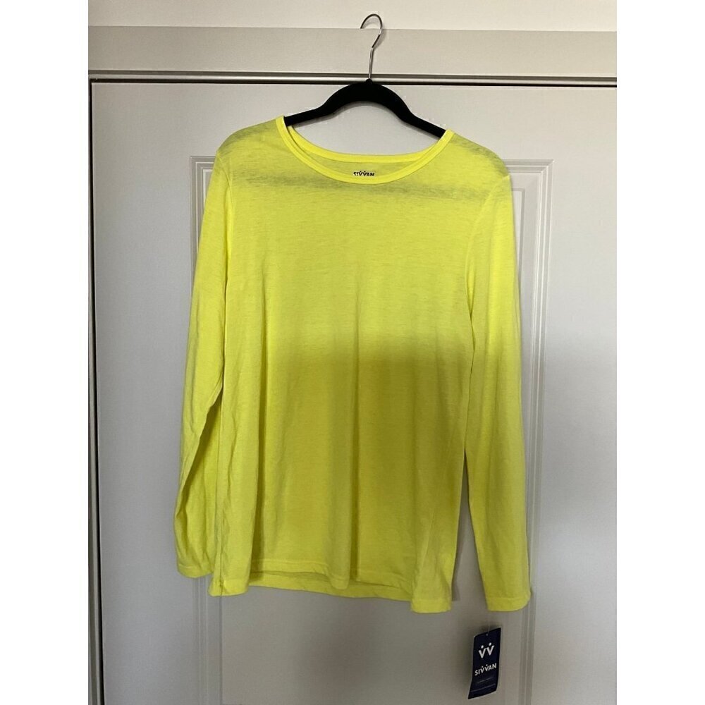 Women’s Classic Fit Long Sleeve T-shirt XL